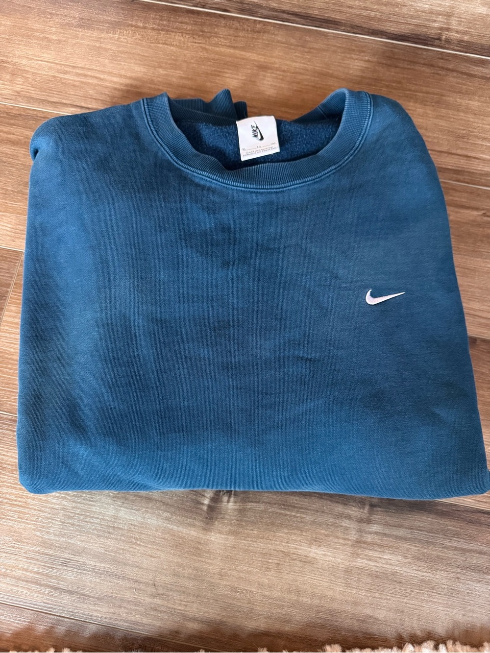 Nike Men’s Teal/Blue Crewneck Sweatshirt